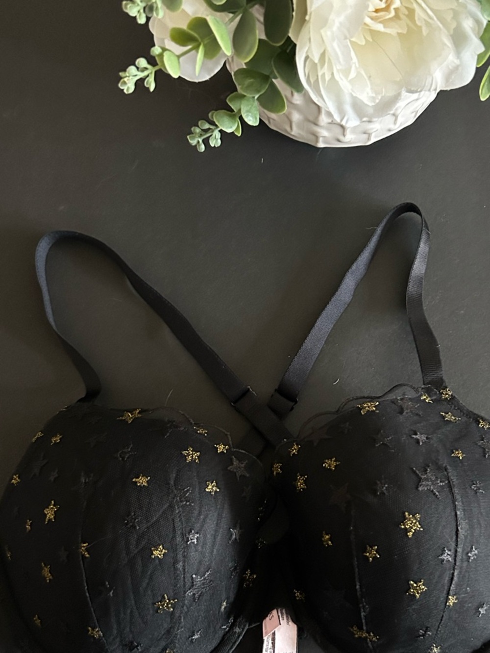 Black Star-Embroidered Lightly Padded Bra - Black 38D
